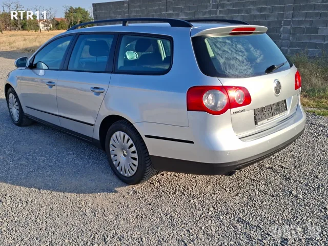 Vw Passat 1.6TdI, снимка 7 - Автомобили и джипове - 55878925