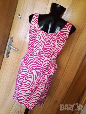 Ярко розова рокля пеплум принт зебра М, снимка 4 - Рокли - 14627031