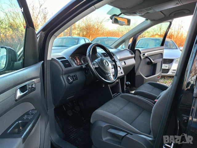 Туаран 1.6/105кс*клима*темпомат*, снимка 8 - Автомобили и джипове - 50366529