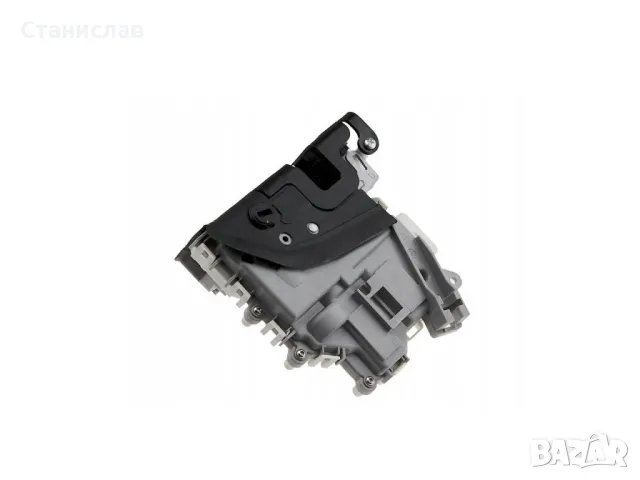 Audi Q3 8U Брава за задна дясна врата , снимка 4 - Части - 50174891