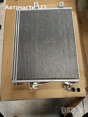 ЧИСТО НОВ КОНДЕНЗАТОР КЛИМАТИК ЗА MERCEDES S CLASS W221