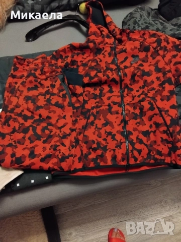 Nike Tesh Fleece, снимка 3 - Спортни дрехи, екипи - 52539597
