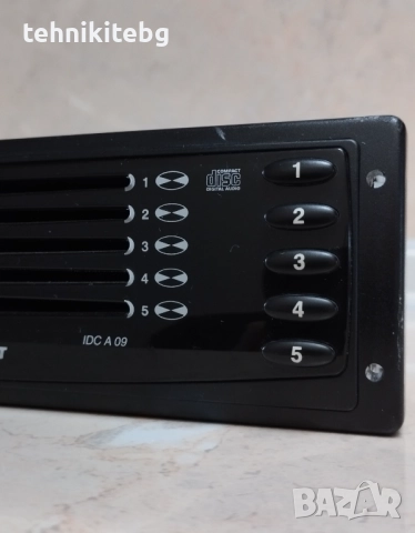 ⭐⭐⭐ BLAUPUNKT IDC-A09 ⭐⭐⭐ 5-дисков ченджър за табло или жабка, снимка 4 - Аудиосистеми - 23652373