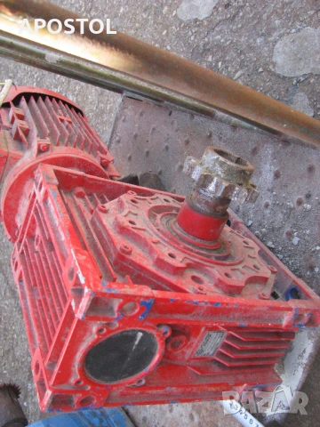 мотор редуктор, снимка 4 - Други машини и части - 54346456