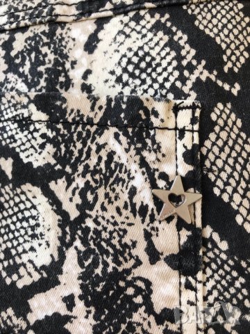 Дънки змийски принт - С|М, снимка 6 - Дънки - 36974070