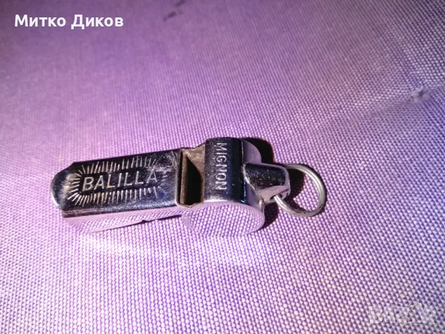 	Маркова италианска полицейска свирка отлична футболна Баллила Ballila с халка за закачване №4