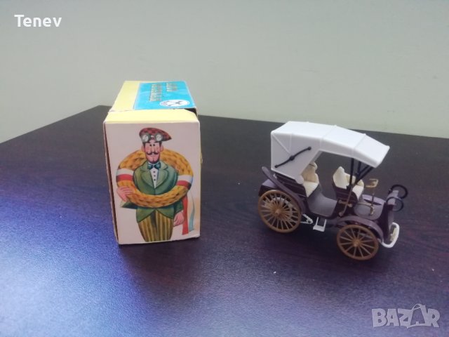 Igra Old Timer Tatra President 1/36 колекционерска количка фаетон с кутия , снимка 6 - Колекции - 42920698