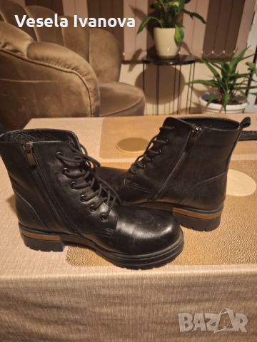 Дамски боти , снимка 4 - Дамски ботуши - 52674630