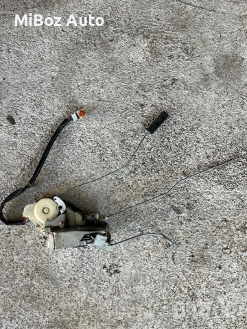 Брава с машинка централно заключване Хонда ЦРВ 2 Honda CR-V, снимка 4 - Части - 49123871