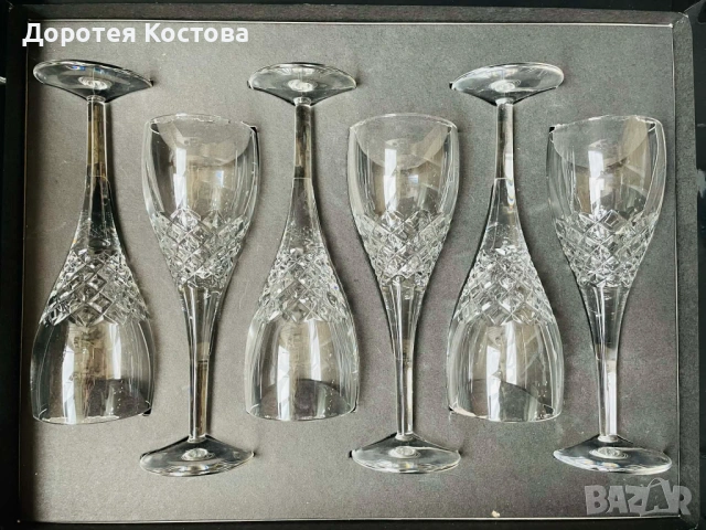 Красиви кристални чаши от Англия в кутия за аперитив