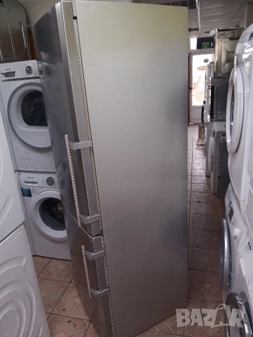 Иноксов комбиниран хладилник с фризер Liebherr с 2 години гаранция!, снимка 4 - Хладилници - 52396526