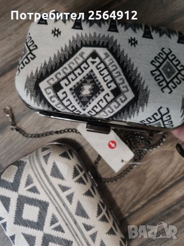 Продавам дамски чантички 2бр, снимка 6 - Чанти - 34544087