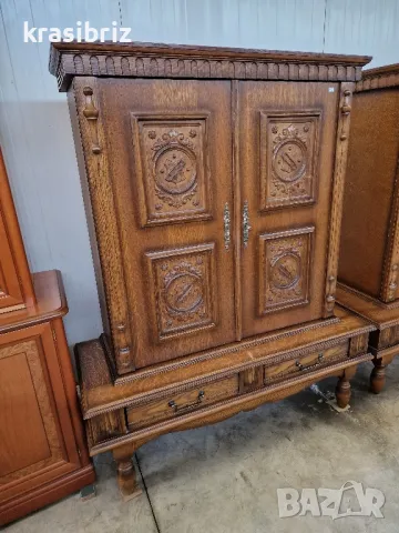 Масивен Шкаф с Дърворезба- внос от Германия! 