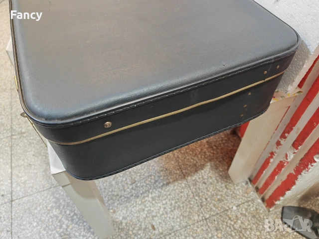 Чехословашки стар куфар 65/38 см, снимка 5 - Антикварни и старинни предмети - 53179968