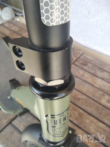 Сгъваема тротинетка от UK - скутер с пневматични гуми Frenzy 205P - като нова, снимка 5 - Други спортове - 51308171