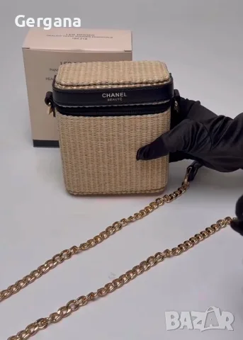 малка чанта Chanel , снимка 2 - Чанти - 55740975