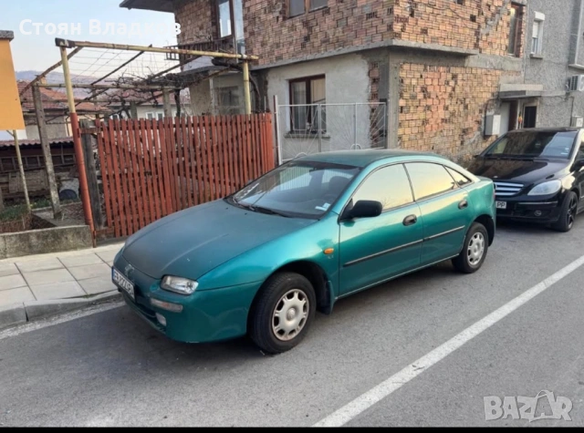 Mazda 323, снимка 2 - Автомобили и джипове - 54316679