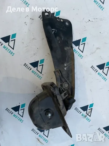 5Q0505226 заден десен носач Skoda Octavia 2.0 TDI, 150 кс., 6ск., 4x4, двигател CRM, 2016 г.