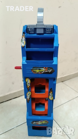 Игрален комплект кола колички Hot Wheels, мега гараж , снимка 6 - Коли, камиони, мотори, писти - 30147855