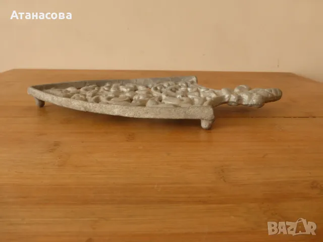 Поставка за ютия на жар, снимка 4 - Антикварни и старинни предмети - 50337719