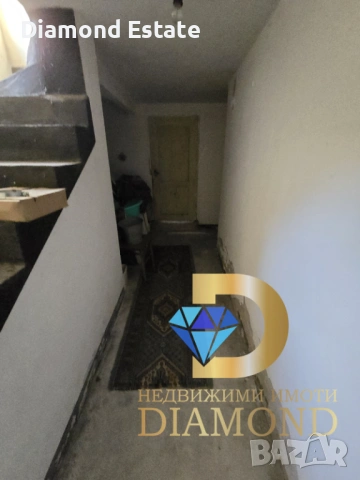 Триетажна къща в Димитровград, кв. Черноконево, снимка 5 - Къщи - 46508336