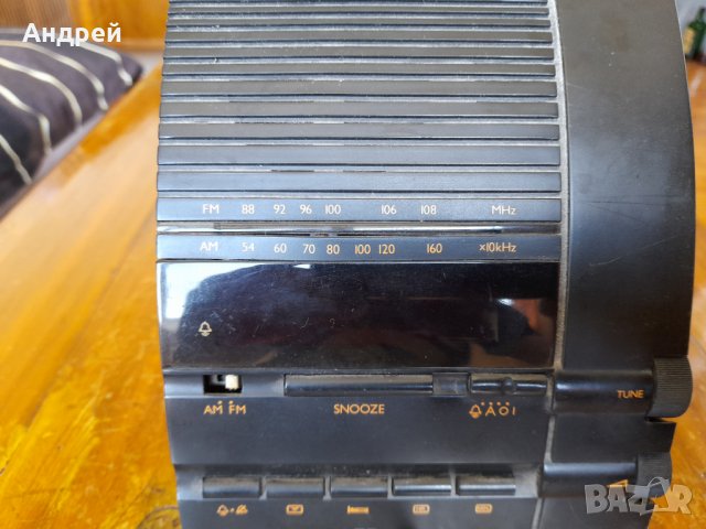 Старо радио,радиочасовник Кореком,Corecom, снимка 2 - Антикварни и старинни предмети - 37168349