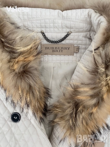 BURBERRY Яке 50% намалено, снимка 3 - Якета - 52060970