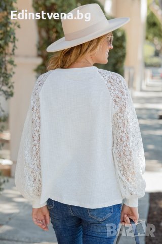 Дамска блуза в бяло с дълги ръкави от дантела, снимка 2 - Блузи с дълъг ръкав и пуловери - 44321247