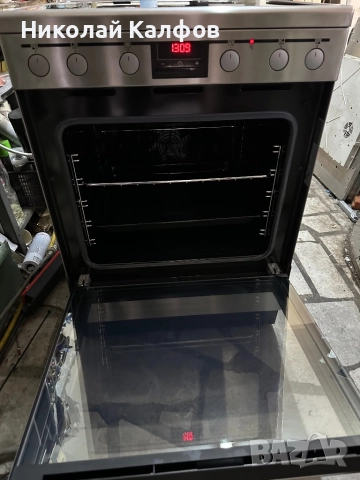 Свободно стояща готварска печка Аег/Aeg, снимка 2 - Печки, фурни - 52589158