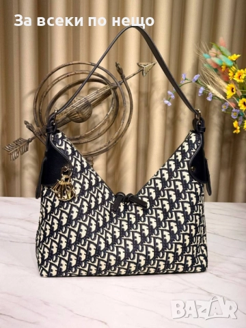 Christian Dior Дамска Чанта Кристиян Диор - Налични Различни Цветове Код E1135, снимка 2 - Чанти - 52658426