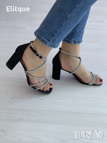Официално-ежедневни дамски сандали с елегантни извивки и бляскави детайли, снимка 5 - Сандали - 52888881