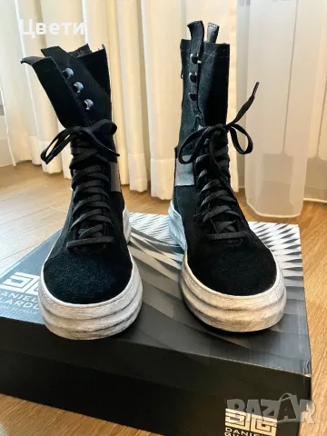 Черни боти, снимка 4 - Дамски боти - 48079892