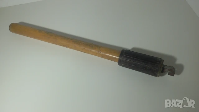 Дървена пръчка за отвиване/завиване на нещо