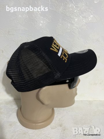 Versace шапка с мрежа Версче shapka s mreja versache шапки с мрежа, снимка 2 - Шапки - 44343126
