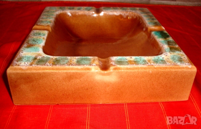 Голям ретро винтидж пепелник, снимка 5 - Антикварни и старинни предмети - 52802240