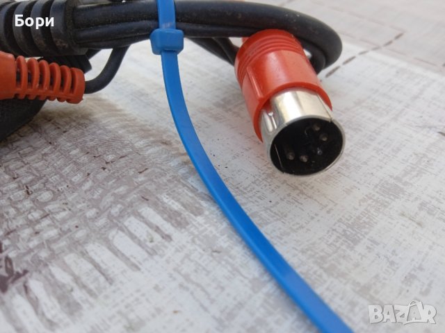 UHER Петица към 3 чинч RCA  Кабел, снимка 4 - Други - 40147338