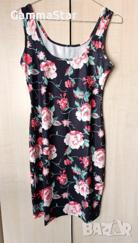 Секси черна рокля на цветя 