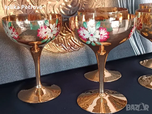 Ретро винтидж чаши на столче , снимка 6 - Антикварни и старинни предмети - 55869592