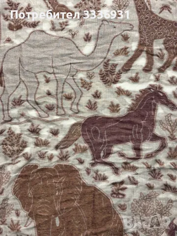 Голям шал с животниски принт , снимка 3 - Шалове - 50000681