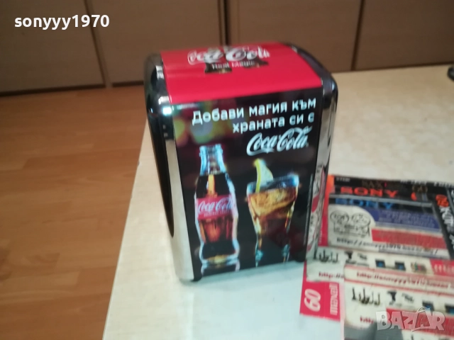 COCA COLA-METAL-ЗА КОЛЕКЦИЯ ДЕКОР САЛФЕТКИ 0510251737, снимка 5 - Колекции - 51953303