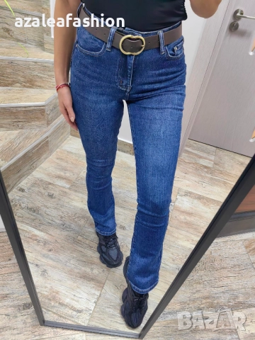 Дамски дънки с колан