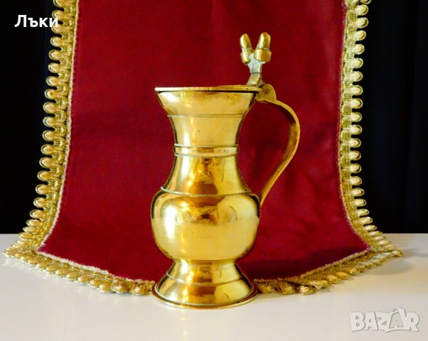 Бронзова халба с капак,кана с капак,жълъди. 