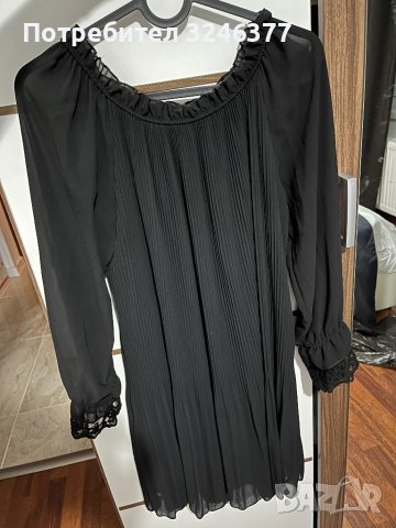 Черна рокля , снимка 1 - Рокли - 42380529