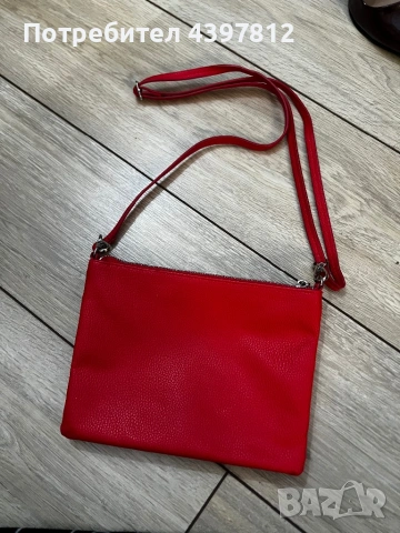 ПОДАРЯВАМ дамски чанти, снимка 3 - Чанти - 53926534