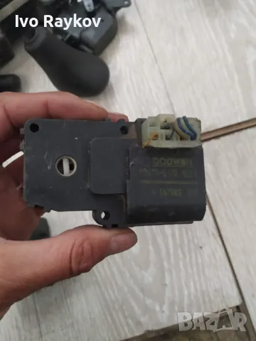 Моторче клапа парно за Kia Carnival II , H40073-0170