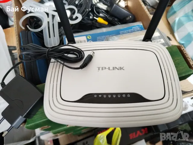 Рутер Tp-Link 300 Mbps wireless N Router, снимка 1 - Рутери - 48353811