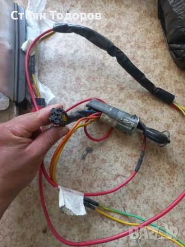 контактен ключ, снимка 2 - Части - 50798950