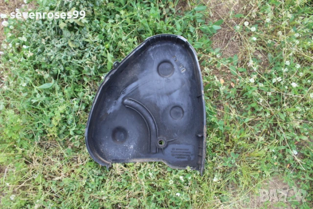 Капак ангренаж Фолксваген Голф 3 комби 1.9 tdi 90hp VW Golf 3 028109123F, снимка 2 - Части - 50578197