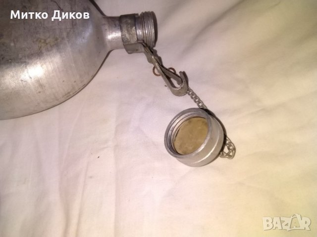 Манерка военна алуминиева от соца със синджирче и карабинка 1л, снимка 9 - Колекции - 30737109