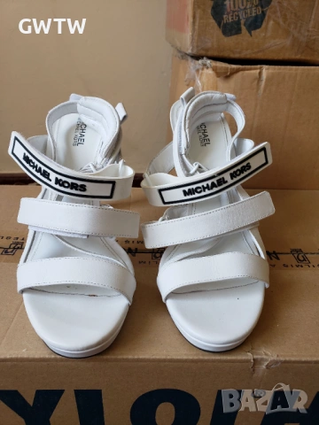 Michael Kors Demi Leather Sandal, естествена кожа, снимка 11 - Сандали - 54185496